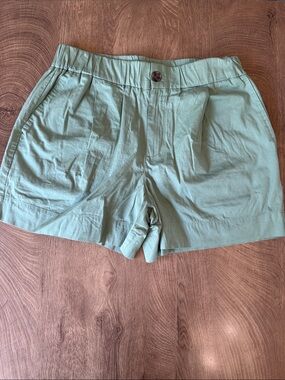 a new day High-Waist Pleated Shorts - Sage Green